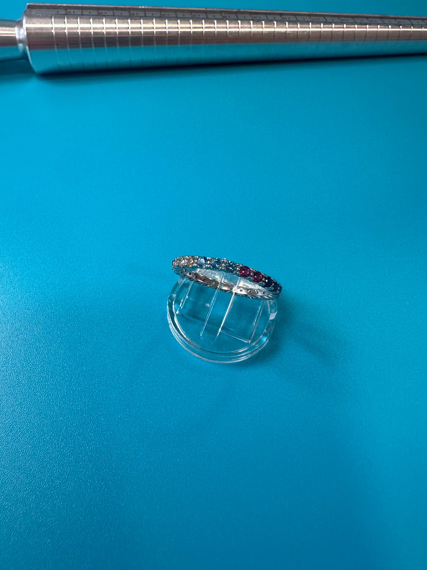 Anillo de priedritas de colores #9