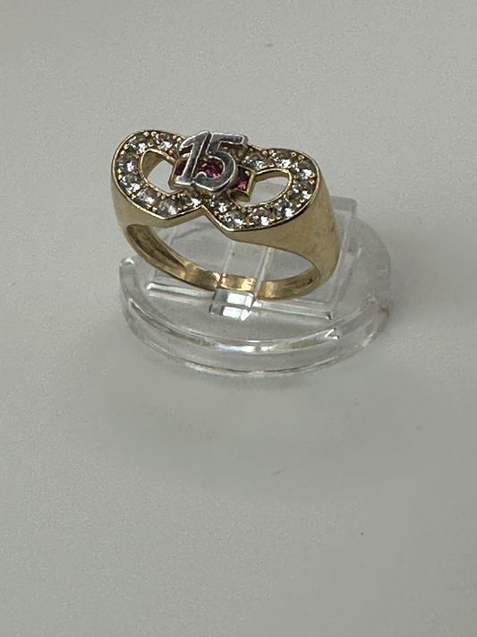 Anillo XV años corazones con sirconias