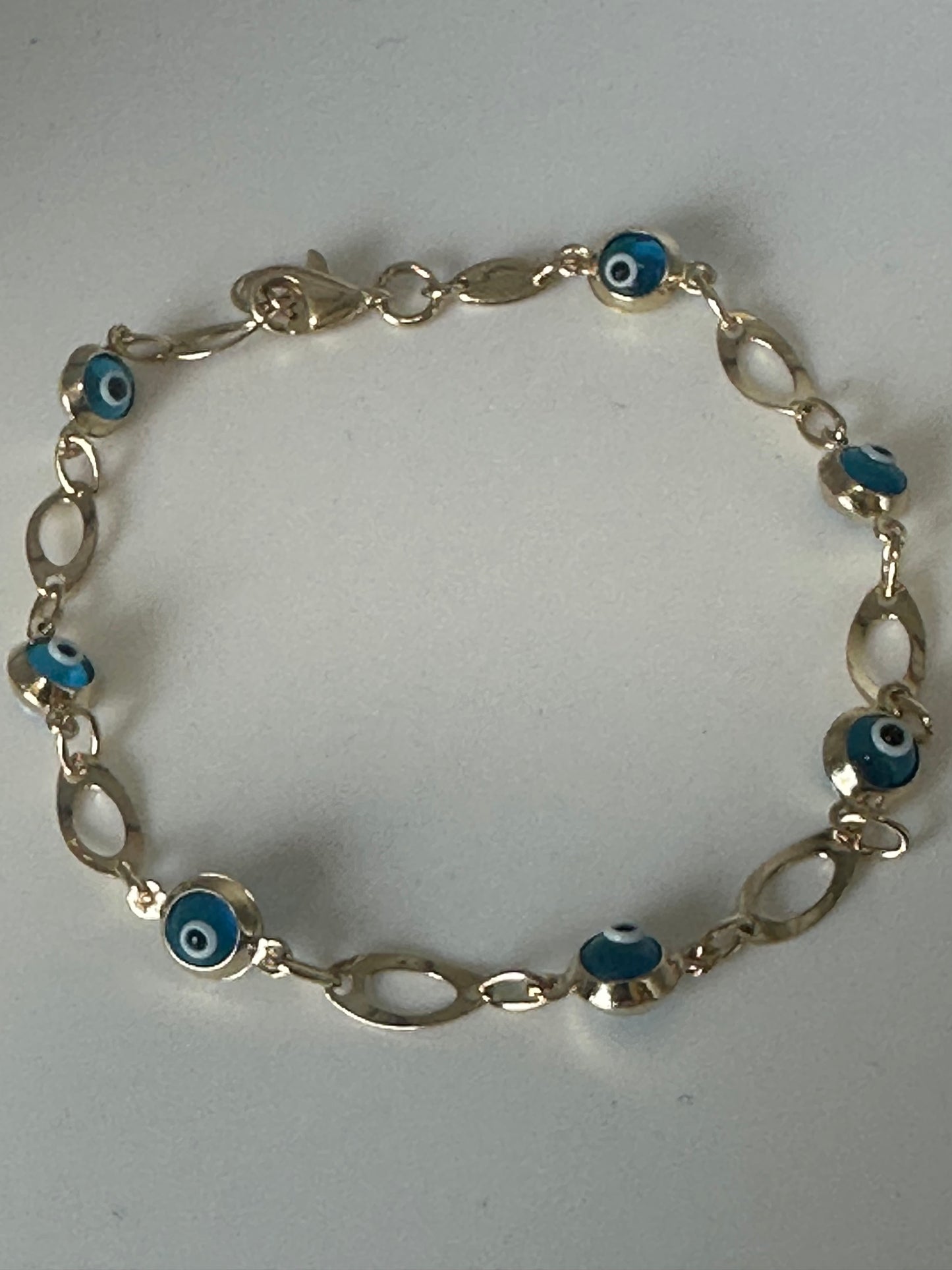 Pulsera ojitos