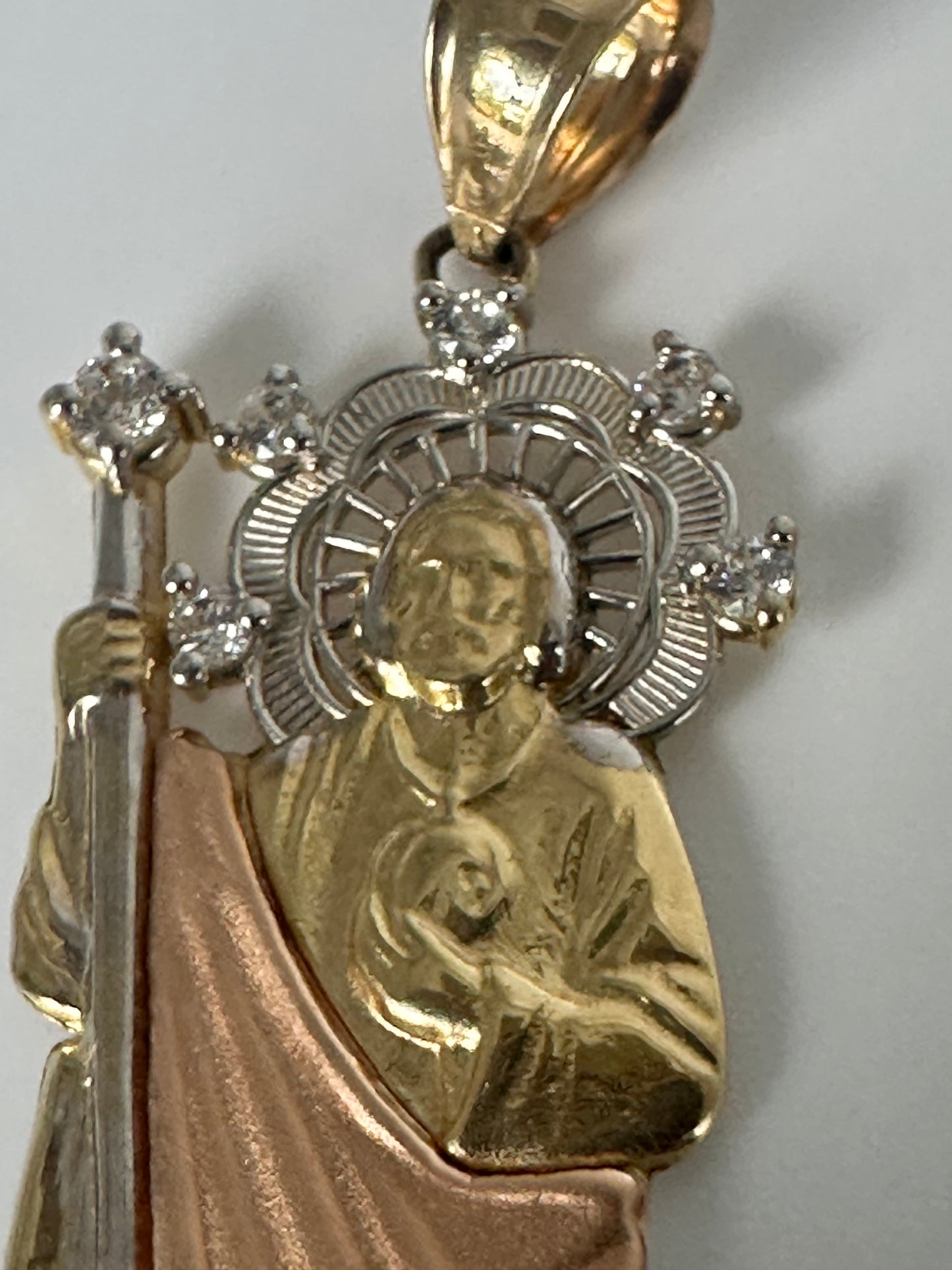Medalla San Judas Tadeo tres oros