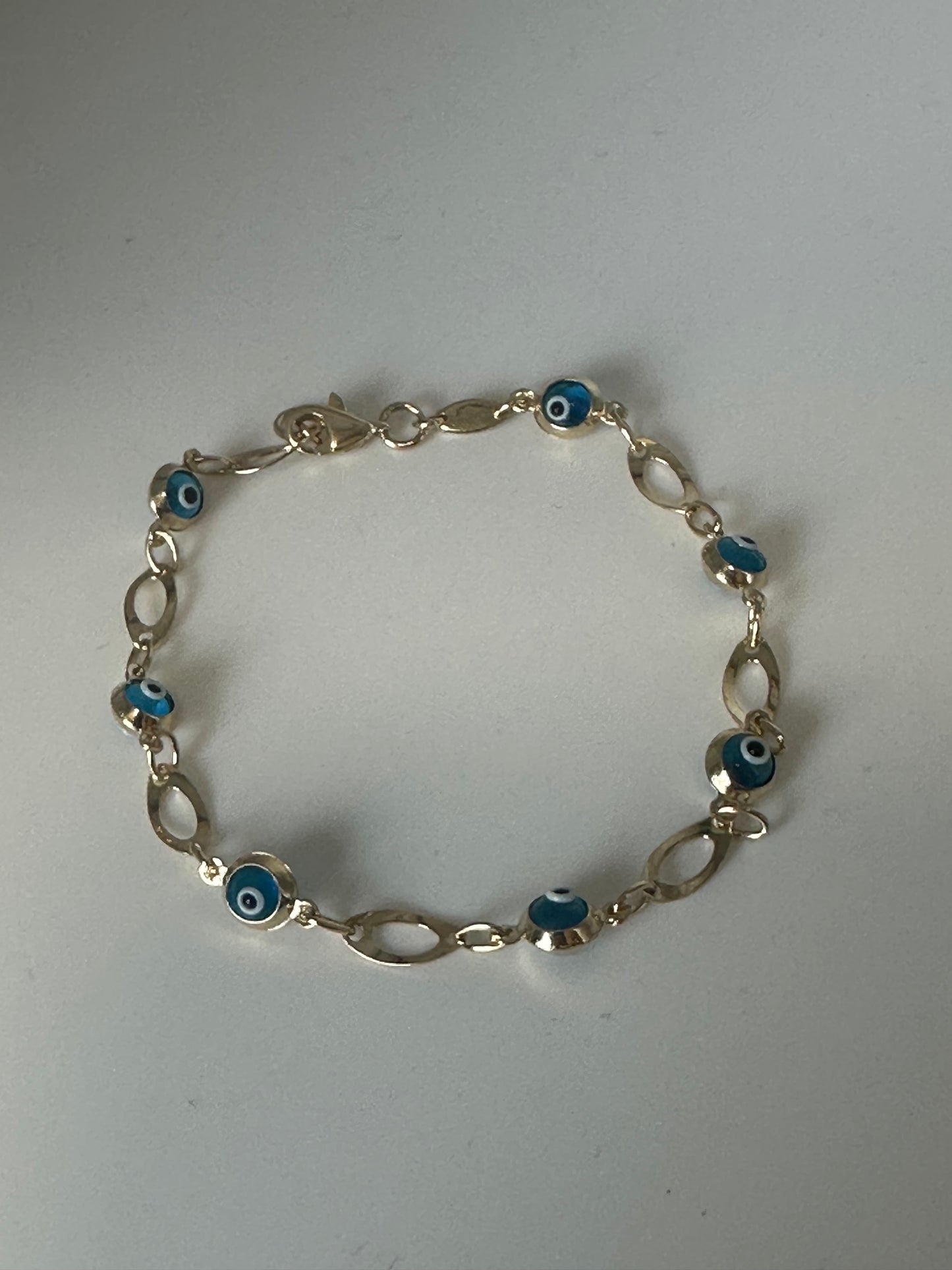 Pulsera ojitos