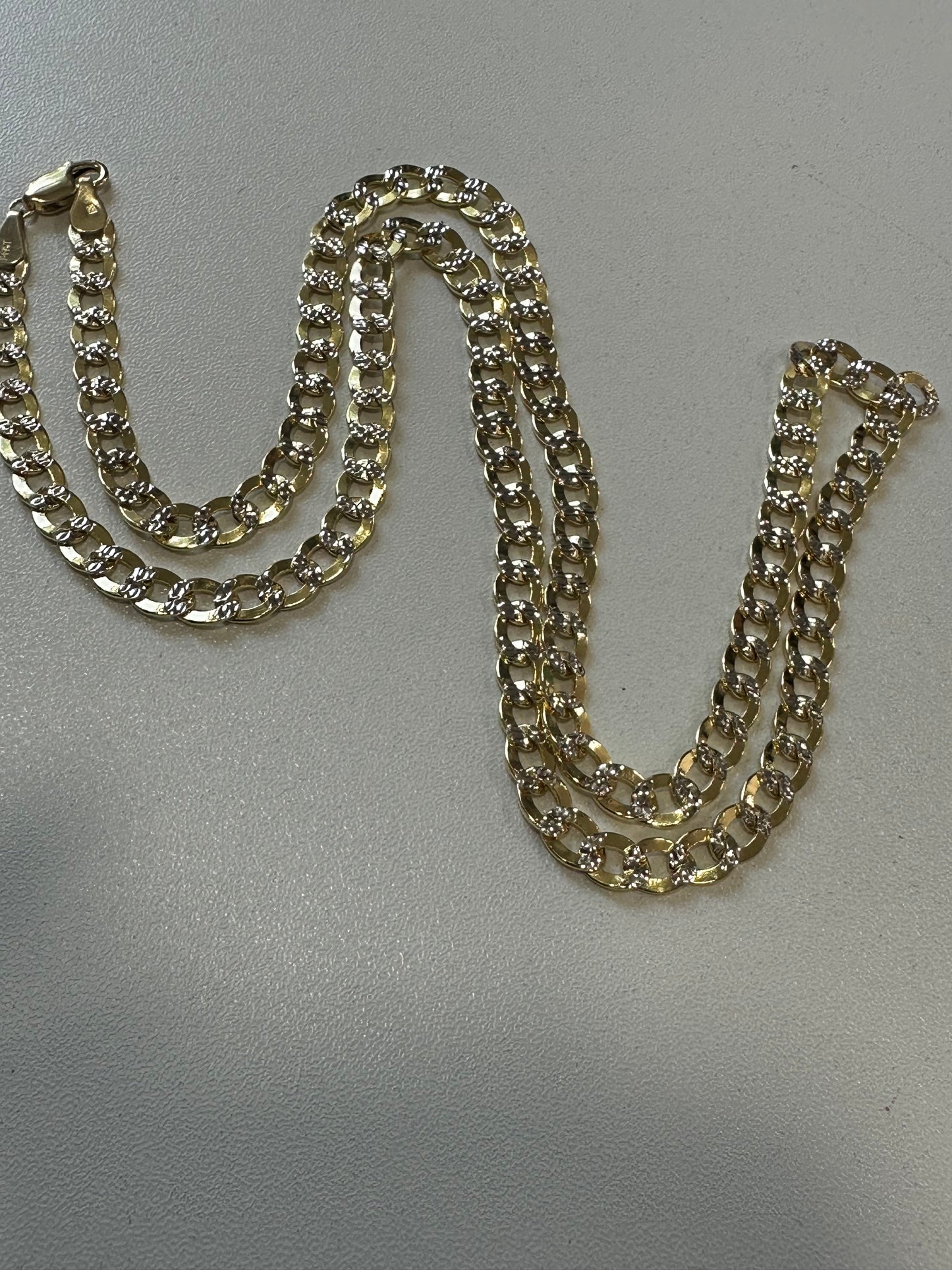 Cadena corte cubano diamantado 24”