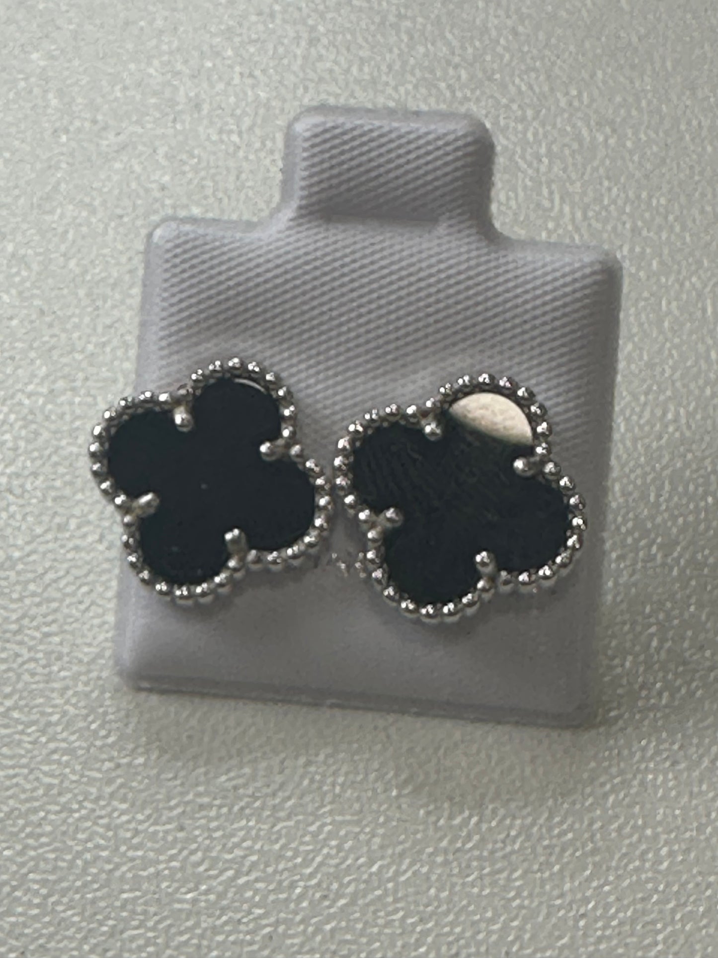 Clover earrings