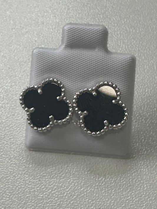 Clover earrings