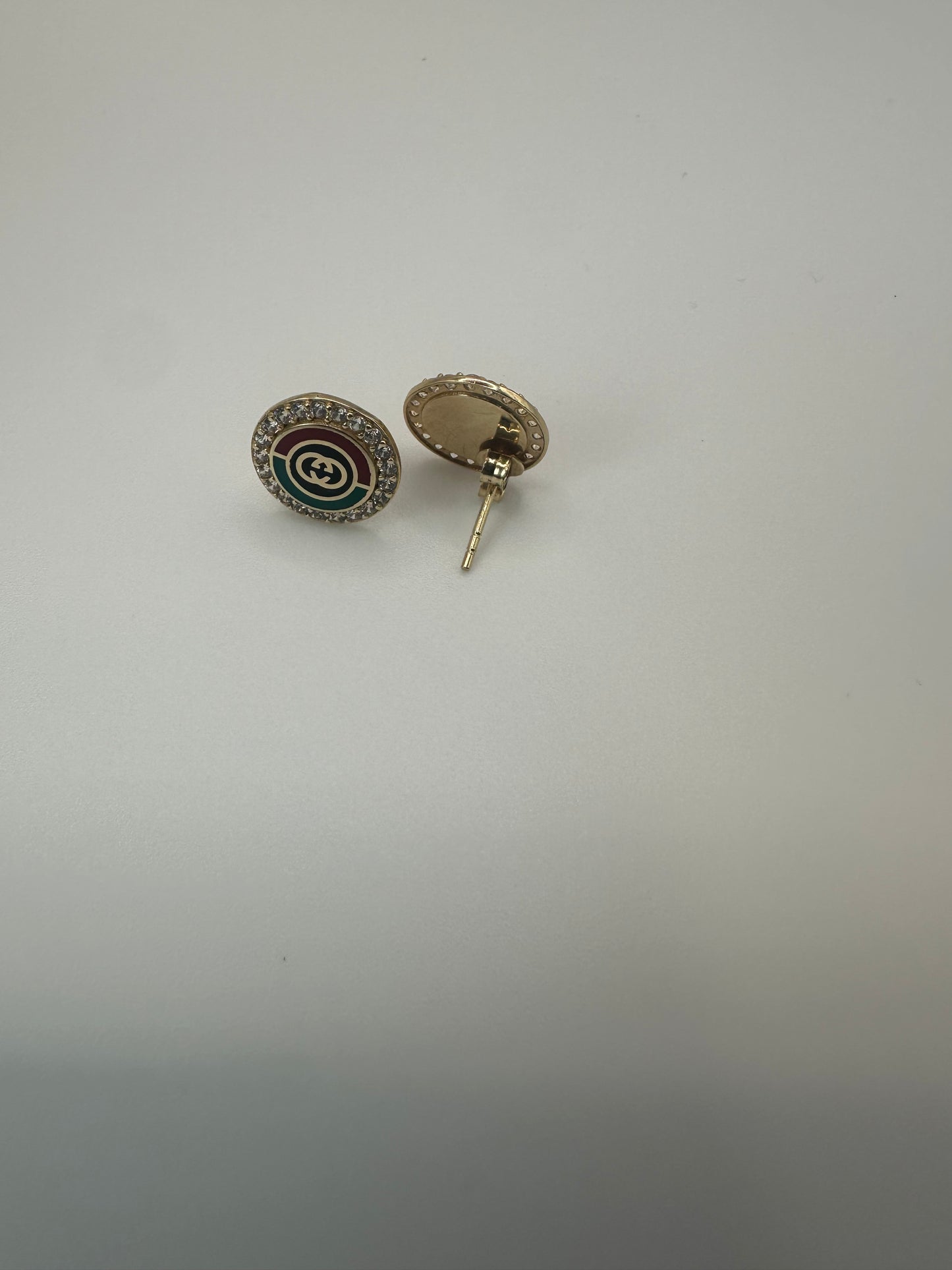 Aretes inspirados GG