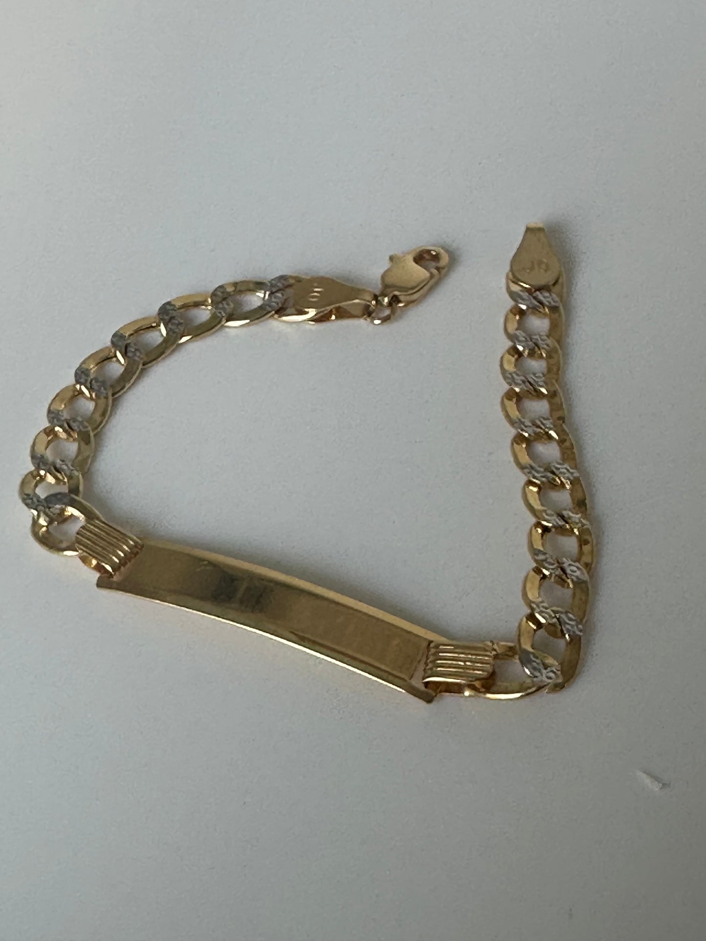 Esclava corte cubano 6” con plaquita
