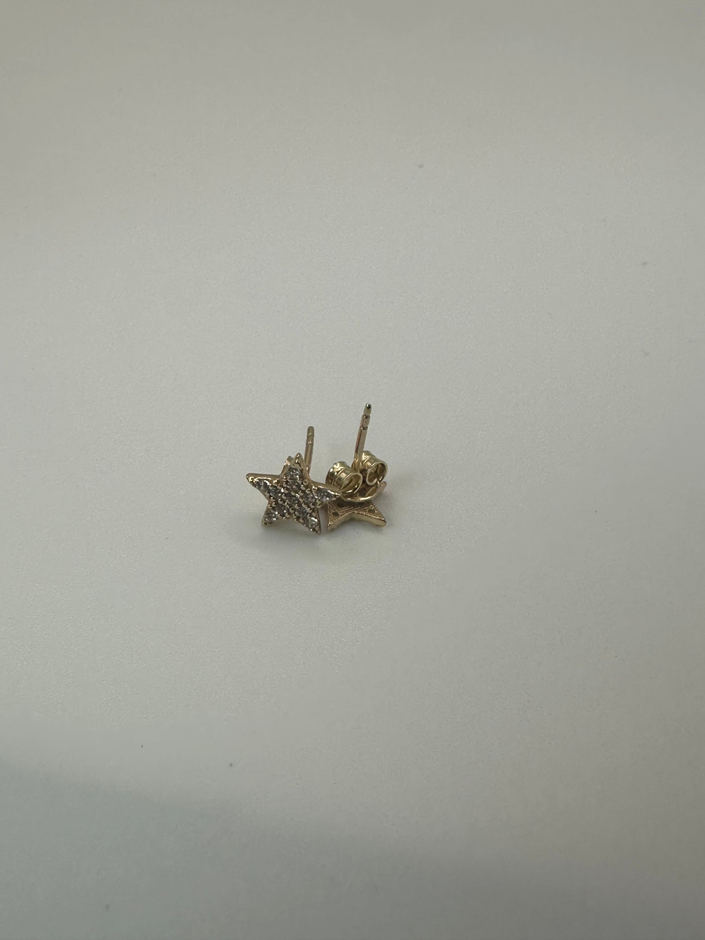 Aretes de estrella con sirconia