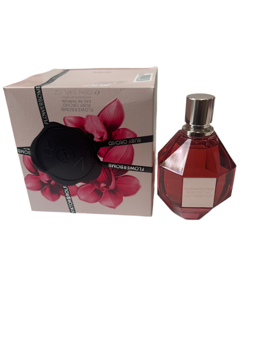 Victor& Rolf flowerbomb